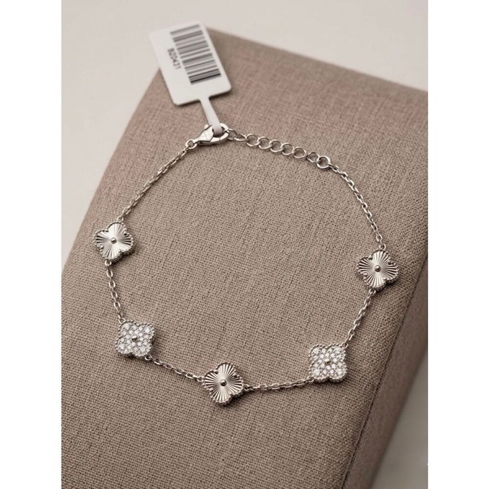 925 Sterling Silver Moissanite Clover Chain Bracelet 5 Motif Flower Adjustable
